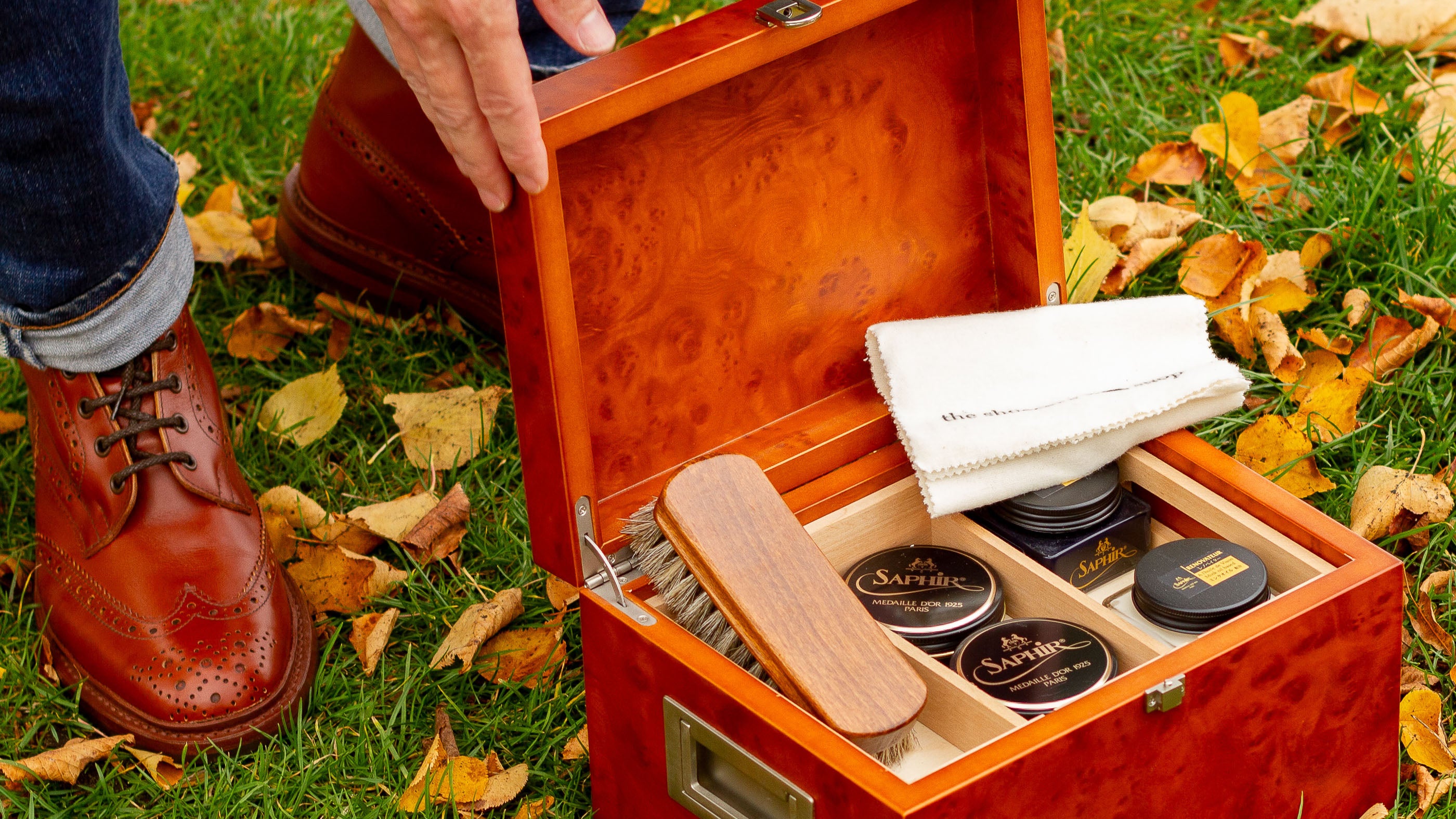 Schoenpoetskisten - The Shoe Care Shop