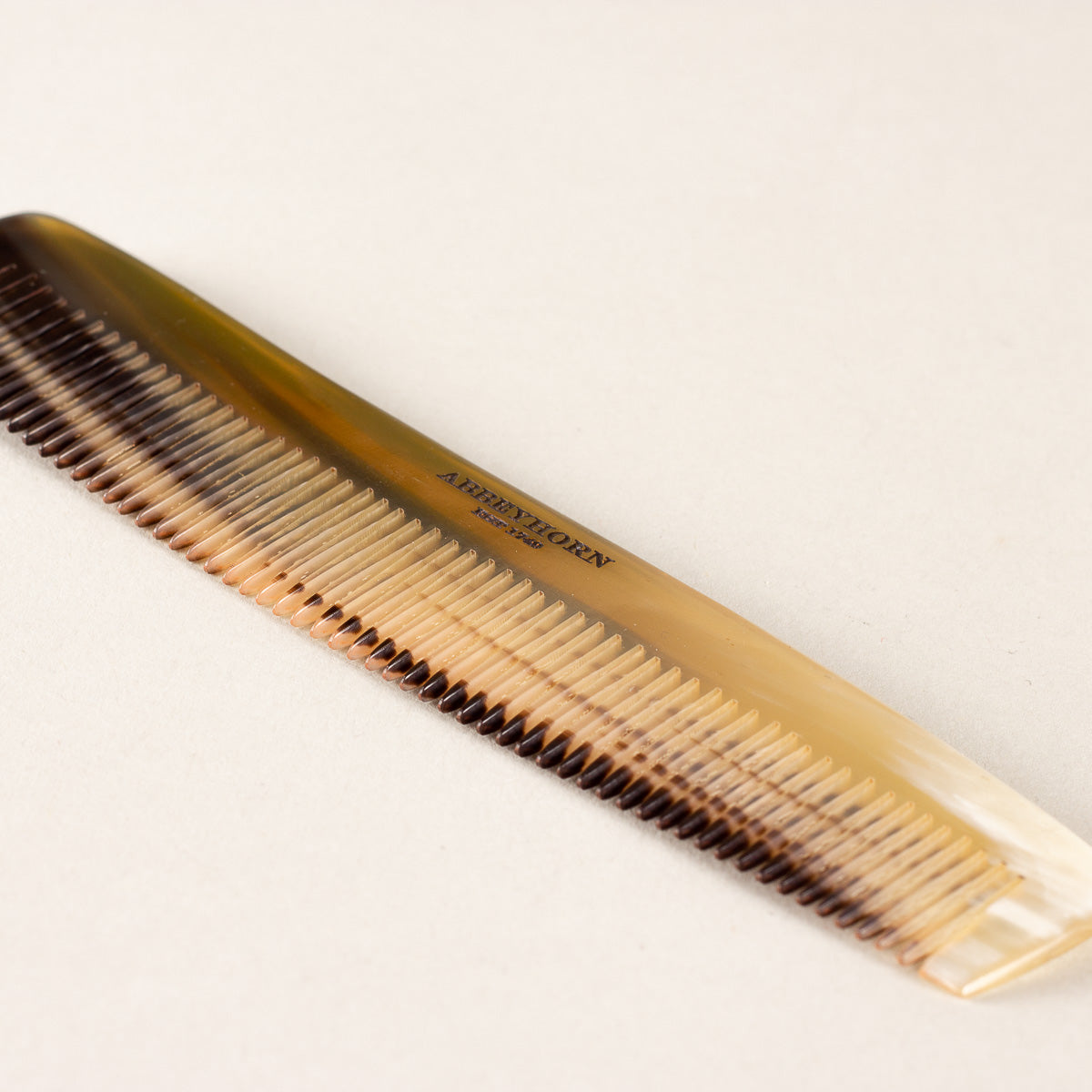 Abbeyhorn Kam - enkele tand