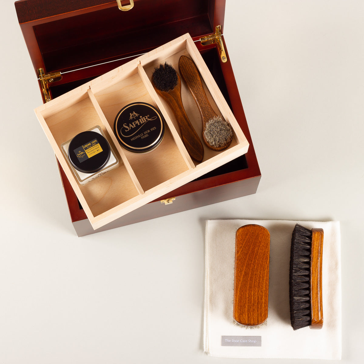 Saphir Médaille d'Or Schoenpoetskist Saphir - Kersenhout