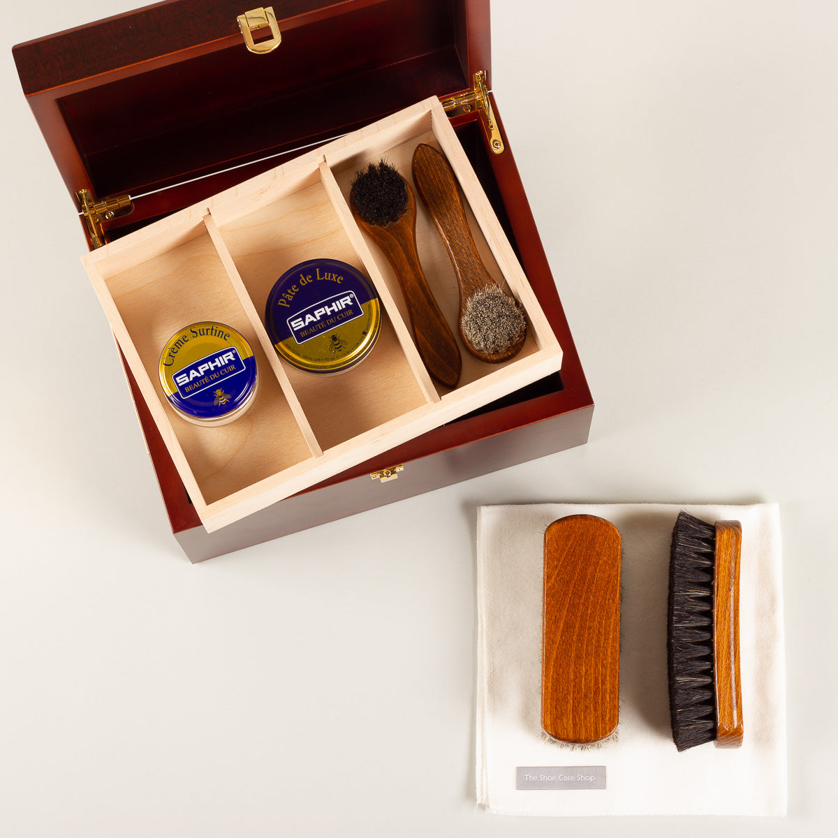 Saphir Médaille d'Or Shoe care valet Saphir - cherrywood