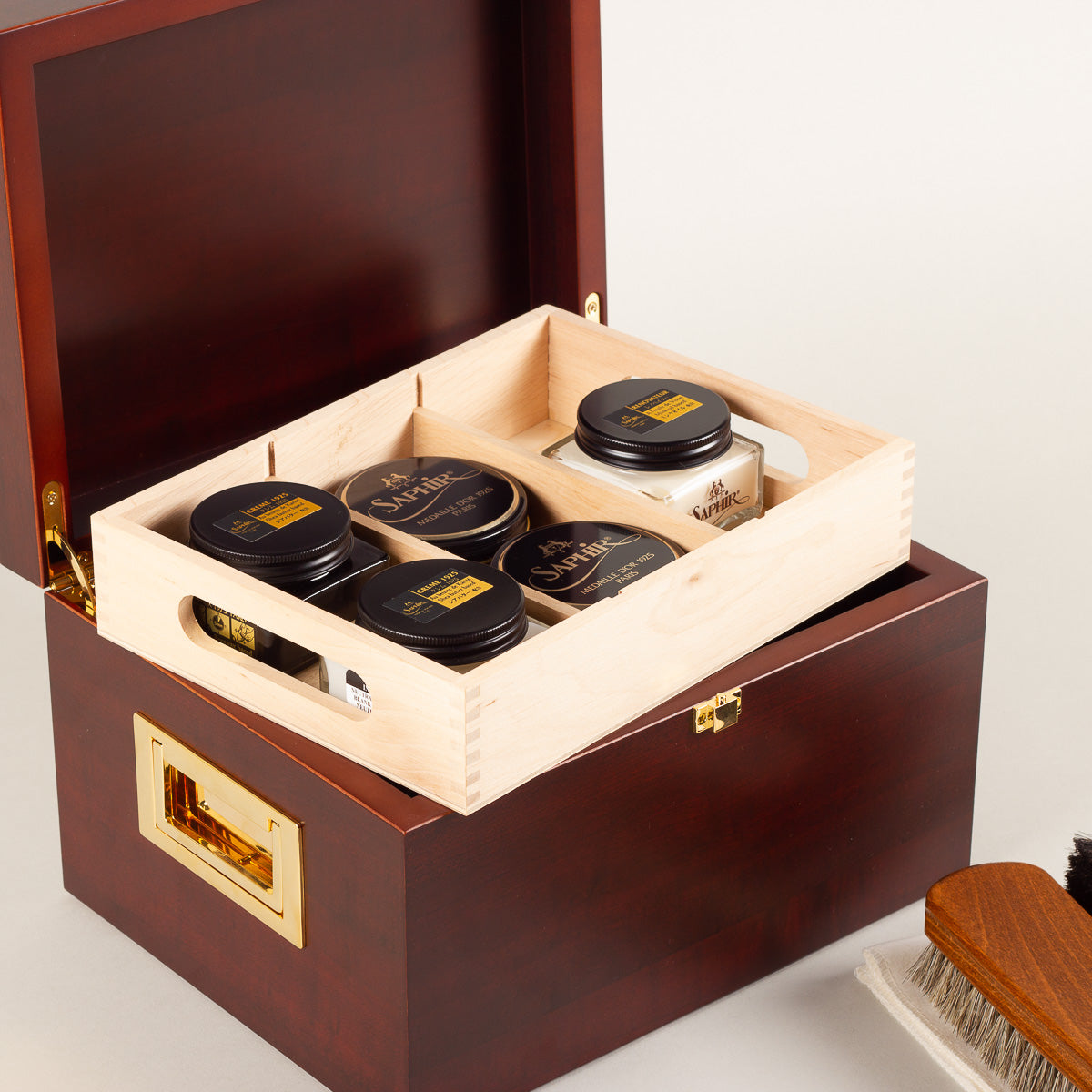 Saphir Médaille d'Or Shoe care valet Saphir Deluxe - cherrywood