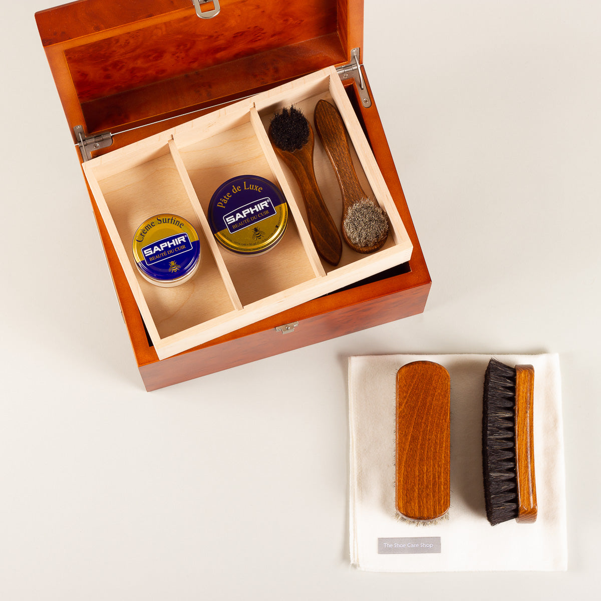 Saphir Médaille d'Or Shoe care valet Saphir - burlwood