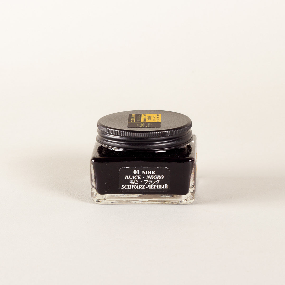 Saphir Médaille d'Or Oiled Leather crème